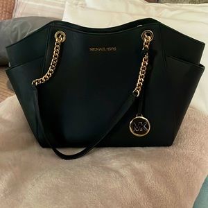 Michael Kors Jet Set Leather Black Bag